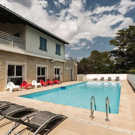 Garden & Lyon - Aparthotel