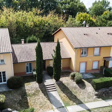 Апарт-отель Garden & Lyon - 3*