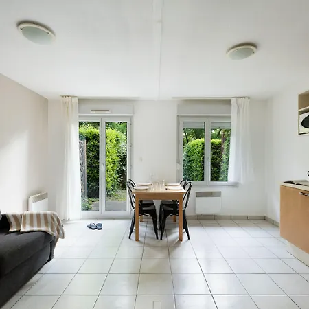 Garden & Lyon - 3*