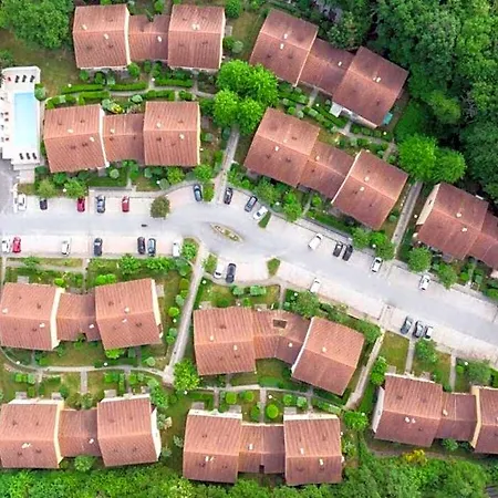 Garden & Lyon - Апарт-отель